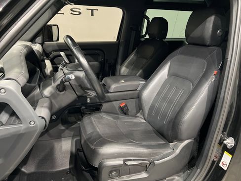 Used 2021 Land Rover Defender 90 X-Dynamic S image 11