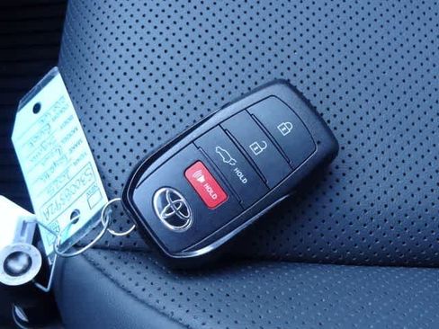 Used 2025 Toyota Crown Signia AWD/4WD image 38