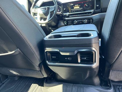 Used 2024 GMC Sierra 1500 Elevation w/ Elevation Premium Package AWD/4WD image 14
