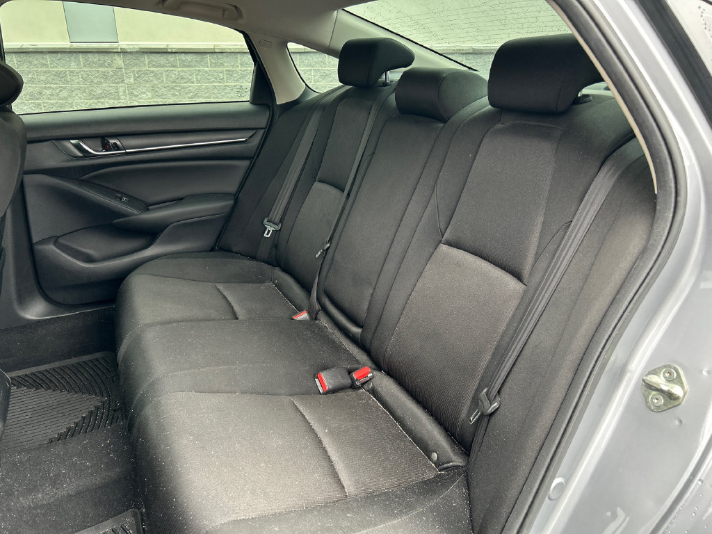 Used 2019 Honda Accord EX image 24