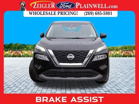 Used 2023 Nissan Rogue SV image 8