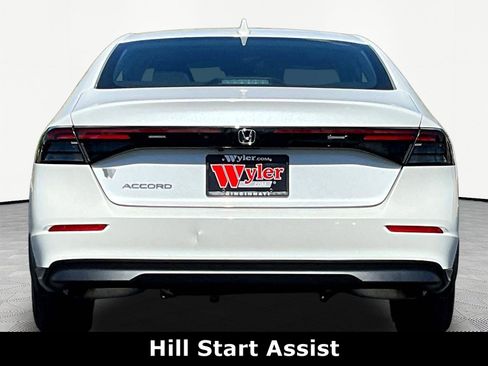 Used 2023 Honda Accord EX image 5