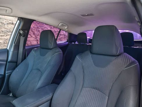 Used 2022 Toyota Prius Prime LE image 18