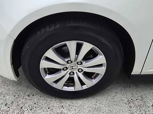 Used 2015 Honda Odyssey EX-L image 10