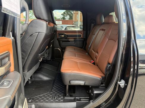 Used 2022 RAM 2500 Limited AWD/4WD image 15