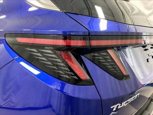 Used 2024 Hyundai Tucson Limited image 35