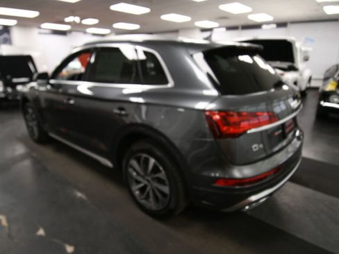 Used 2023 Audi Q5 2.0T Premium w/ Convenience Package AWD/4WD image 6