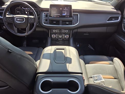 Used 2021 GMC Yukon XL AT4 w/ Rear Media and Nav Package image 12