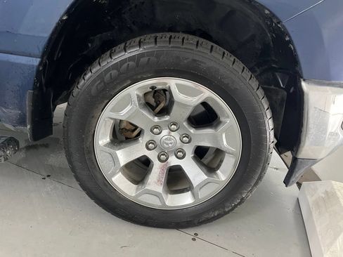 Used 2019 RAM 1500 Big Horn AWD/4WD image 17