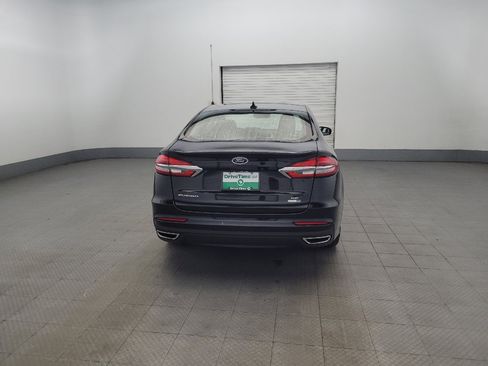 Used 2020 Ford Fusion SE image 7