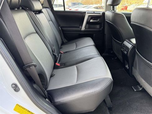 Used 2024 Toyota 4Runner SR5 Premium image 15