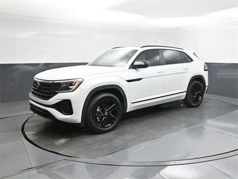 New 2025 Volkswagen Atlas Cross Sport SEL R-Line image 34