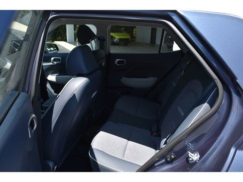 New 2025 Hyundai Venue Limited image 11
