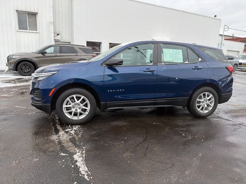 Certified 2023 Chevrolet Equinox LS image 4