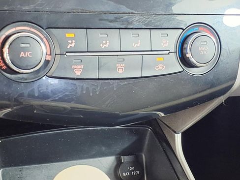 Used 2015 Nissan Altima 2.5 S w/ Power Driver Seat Package FWD image 21