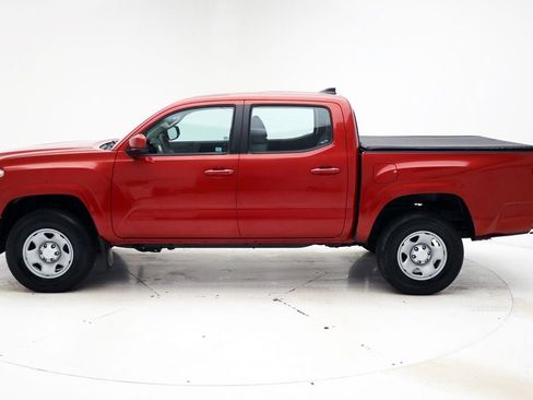 Used 2017 Toyota Tacoma SR w/ Tow Package image 6