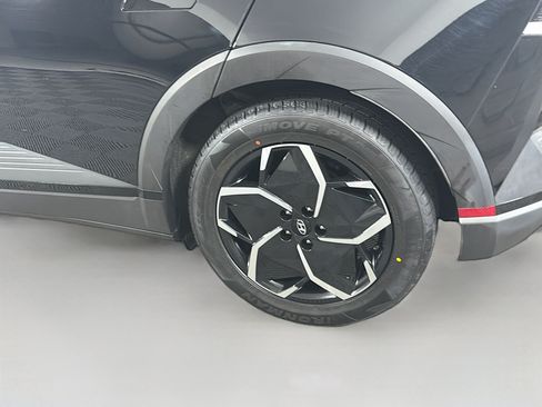 Used 2024 Hyundai Ioniq 5 SEL RWD image 11