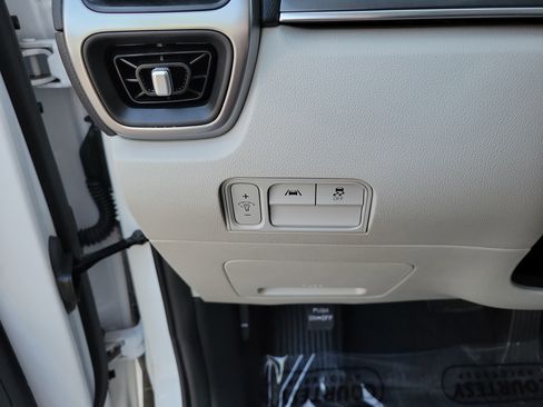 Used 2023 Kia Sorento S w/ Panoramic Sunroof Package FWD image 26