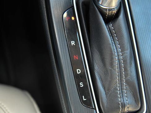Used 2024 Honda Civic EX-L image 25