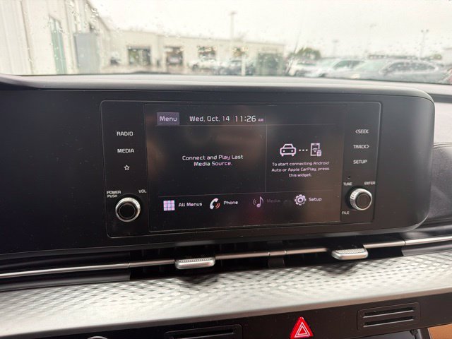 Used 2022 Kia Carnival LX FWD image 12