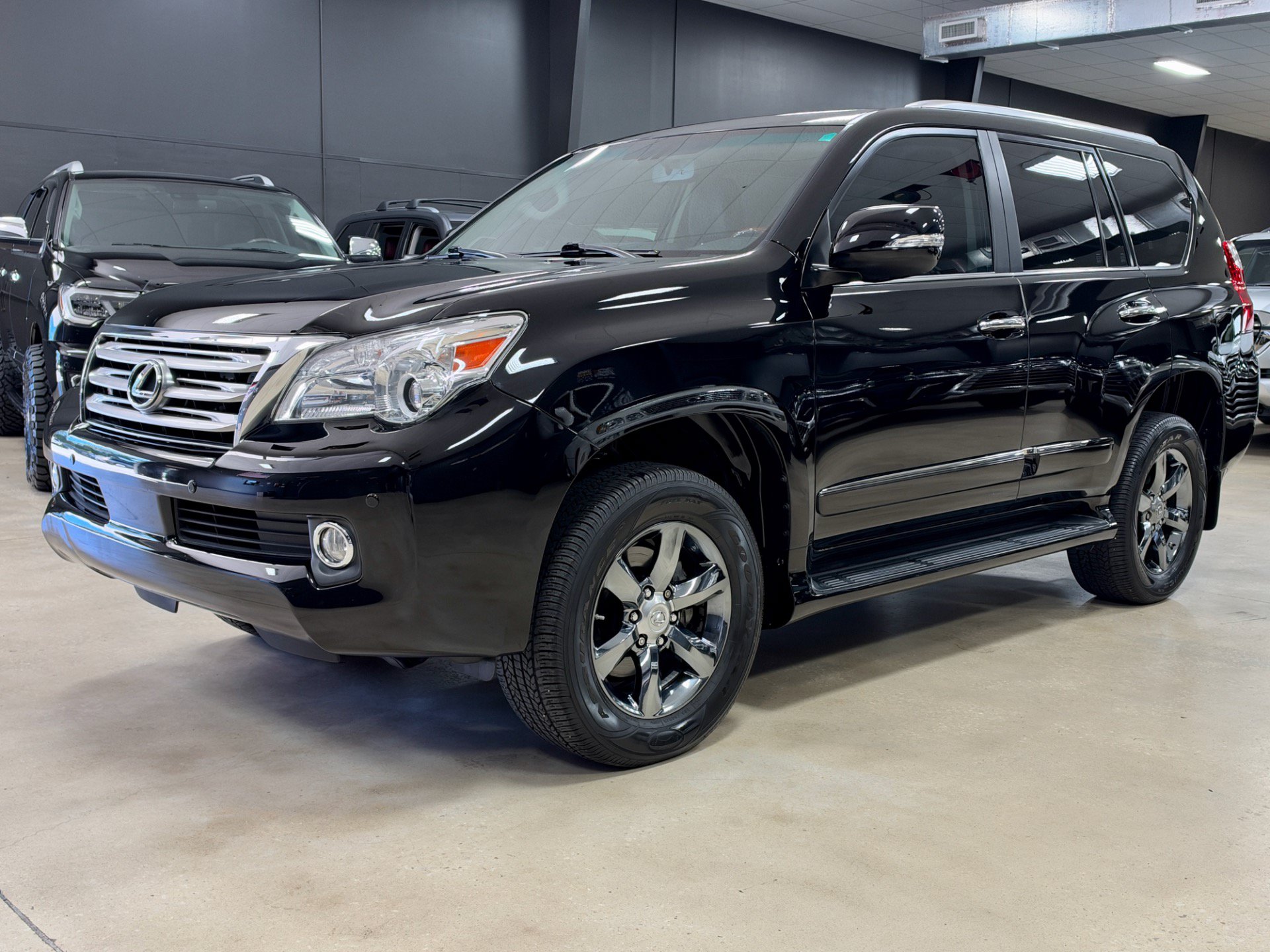Used 2012 Lexus GX 460 w/ Comfort Plus Pkg AWD/4WD image 4