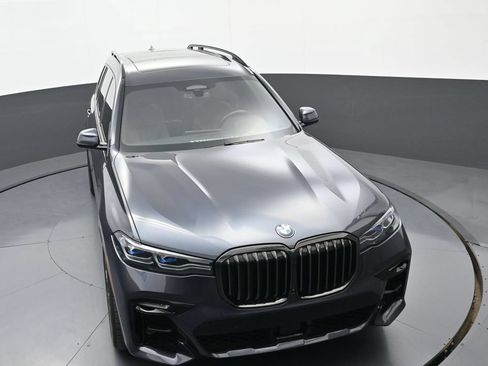 Used 2022 BMW X7 M50i AWD/4WD image 33