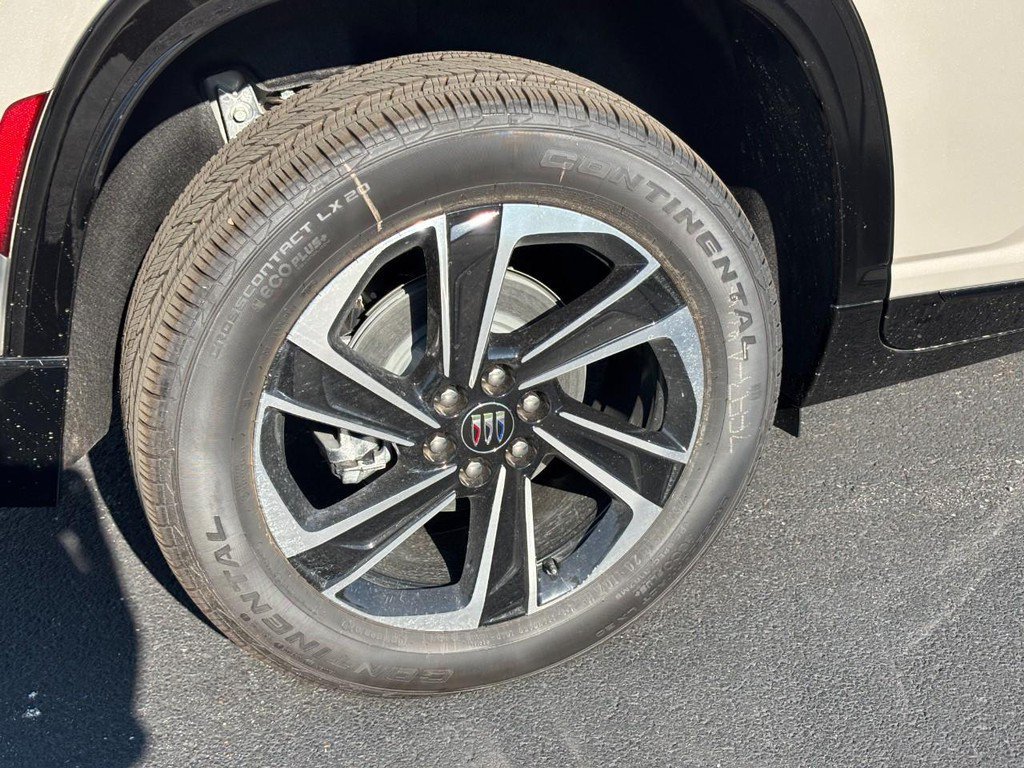New 2026 Buick Enclave Sport Touring w/ Power Package FWD image 4