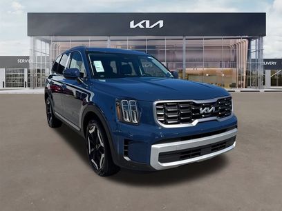 Certified 2025 Kia Telluride S