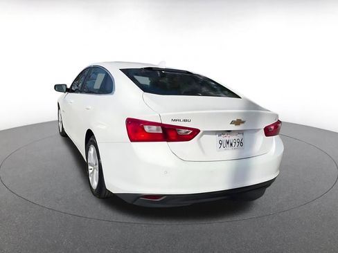 Used 2024 Chevrolet Malibu LT image 11