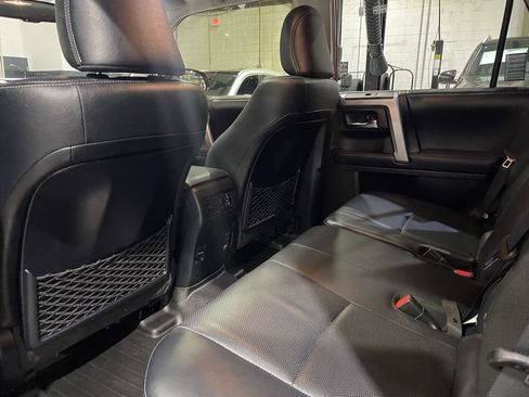 Used 2019 Toyota 4Runner Limited AWD/4WD image 5