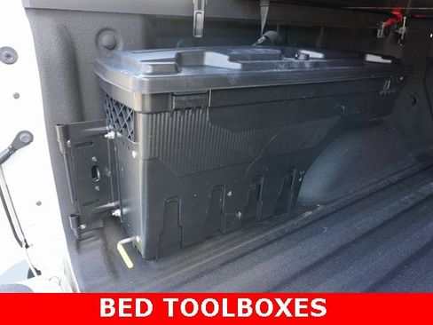 Used 2018 GMC Canyon SLE w/ SLE Convenience Package image 10