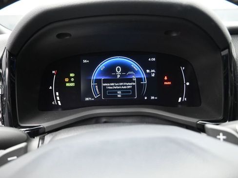 Used 2025 Toyota Camry SE image 6