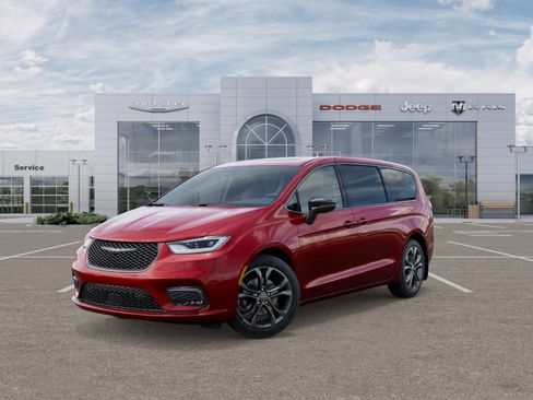 New 2026 Chrysler Pacifica Select image 17