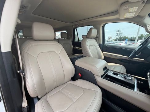 Used 2024 Ford Expedition Max Limited RWD image 35