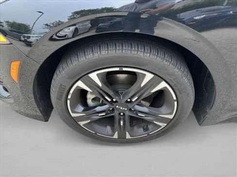 Used 2024 Kia K5 GT-Line w/ GT-Line Premium Package FWD image 9