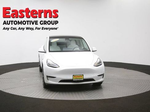 Used 2021 Tesla Model Y Long Range AWD/4WD image 46