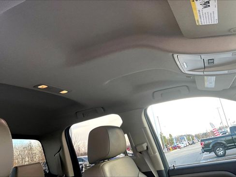 Used 2015 GMC Sierra 1500 SLT w/ SLT Preferred Package image 18