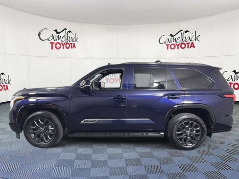 Used 2026 Toyota Sequoia Platinum AWD/4WD image 5