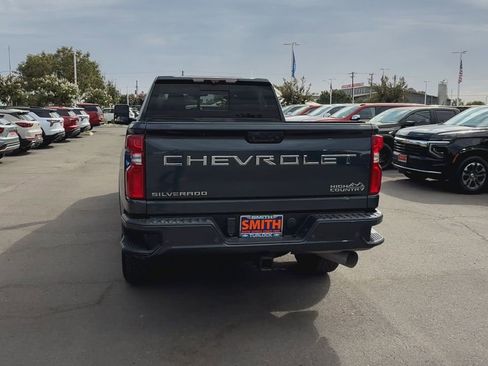 Used 2020 Chevrolet Silverado 2500 High Country w/ Z71 Off-Road Package image 6