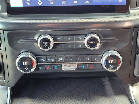Used 2021 Ford F150 Platinum w/ Equipment Group 701A High AWD/4WD image 26
