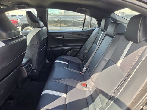 Used 2025 Toyota Camry SE FWD image 29