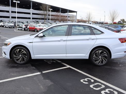 Used 2019 Volkswagen Jetta SEL Premium image 7
