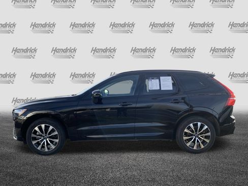 Used 2025 Volvo XC60 B5 Plus image 7
