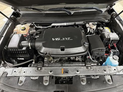 Used 2022 Chevrolet Colorado LT w/ LT Convenience Package image 24