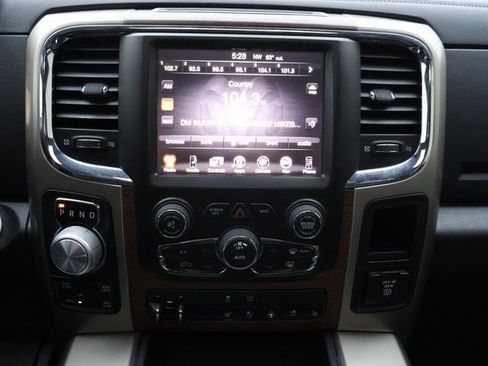 Used 2014 RAM 1500 Laramie w/ Convenience Group image 28