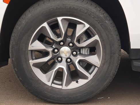 Used 2023 Chevrolet Tahoe LS image 27