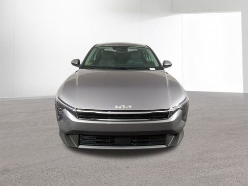 New 2025 Kia K4 EX image 16