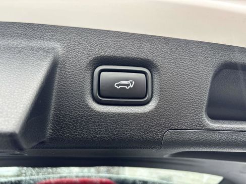 Used 2019 Hyundai Santa Fe AWD image 14