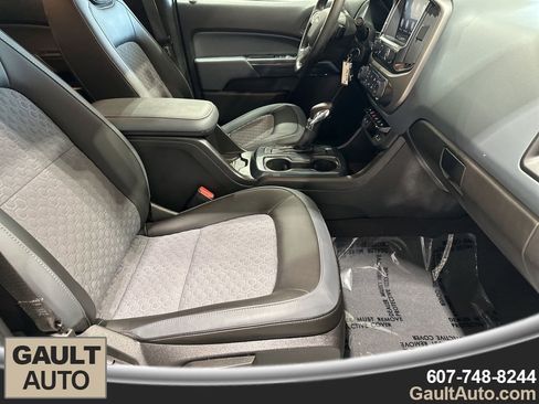 Used 2022 Chevrolet Colorado Z71 image 18