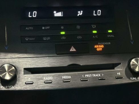 Used 2019 Lexus IS 300 RWD image 24